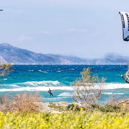 Nikos Ikies Πανσιόν