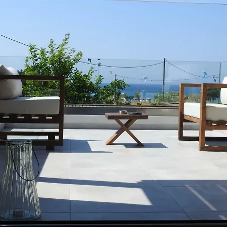Nikos Ikies Πανσιόν